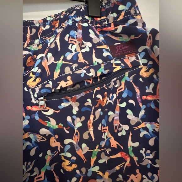 J.‎ Crew x Liberty Swim Trunks in Liberty swimmers print- Navy/Multi- 30 - Picture 7 of 7